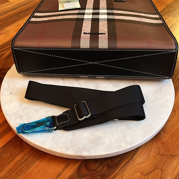 Burberry Denny Slim E-Check Canvas Tote, NEW - Picture 16 of 17